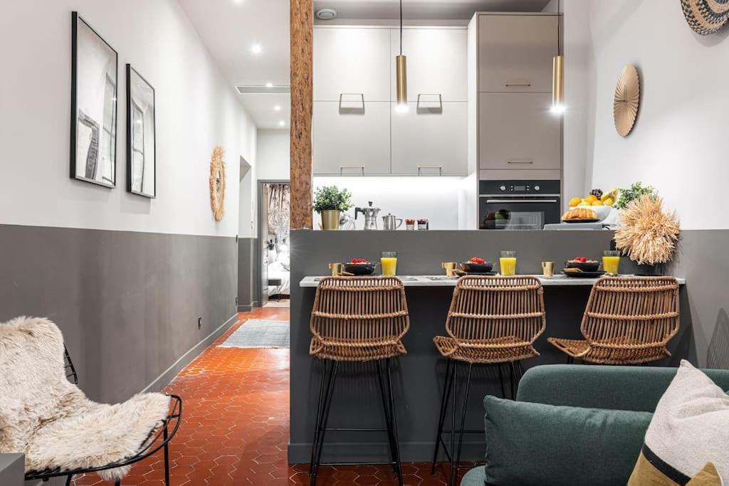 La Croix - Old Town Modern Apartment - 2 Bedrooms ニース エクステリア 写真